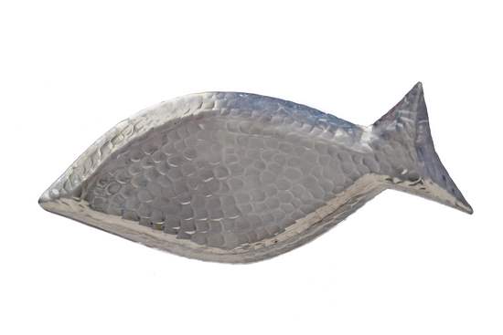 Fish-shaped platter