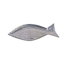 Fish-shaped platter